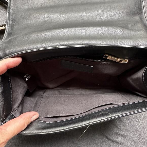 Badgley Mischka Studded Quilted Crossbody Bag/Handbag Size 9" x 7" Vegan - Picture 8 of 11